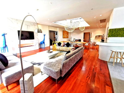 Apartment building for rent Bangkok : Incredible 6 Bedroom Penthouse Apartment in Chit Lom - BR21121AP