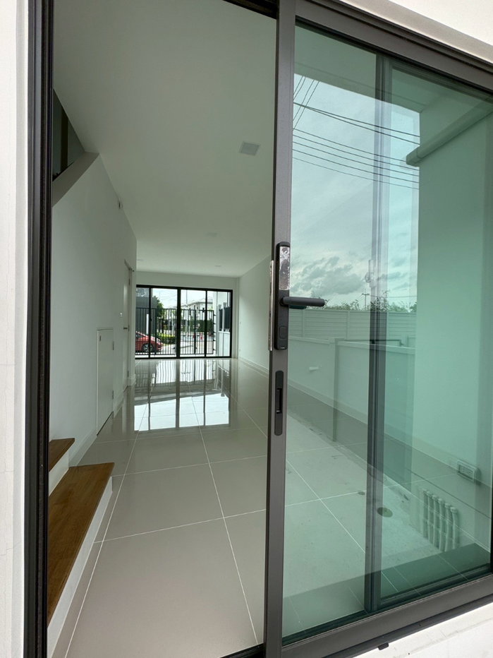 รูป #ขาย / เช่า โฮมออฟฟิศ 3 ชั้น DISTRICT พหลโยธิน–วิภาวดี | AP Home Office มี 3ห้องนอน 4 ห้องน้ำ โฮมออฟฟิศทำเลดีในโครงการคุณภาพจาก AP - รูปที่ 6/18