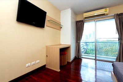 ขายคอนโด : 🏠P-1541🏠Wilmore พหลโยธิน 32 ใกล้ รถไฟฟ้า เพียง 750 เมตร 💛ราคาสุดคุ้ม 1.39 ล้าน💛 //0659174222//