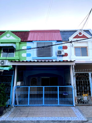 Townhouses for rent Bangkok : Townhouse for rent Phaholyothin 54