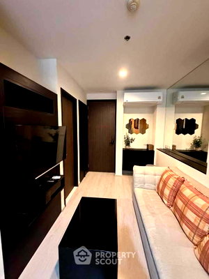 Condos for rent : 1-BR Condo at Rhythm Sukhumvit 44/1 near BTS Phra Khanong (ID 2744153)