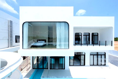 Houses for sale Sattahip Chonburi : 5 Bedroom Pool Villa for Sale Bang Saray Pattaya