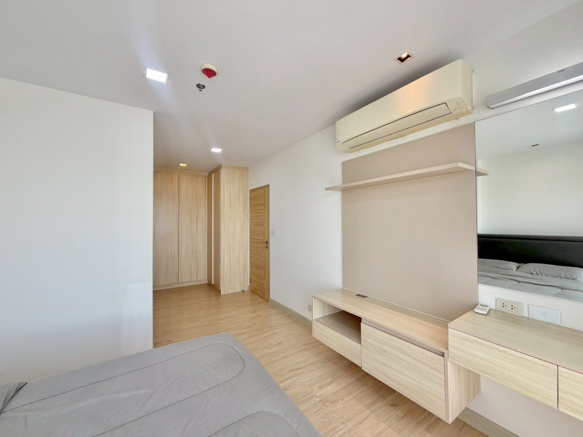 รูป ราคาพิเศษ : Casalunar Mesto 2 ห้องนอน 2 ห้องน้ำ ชั้น 31 พื้นที่ 66 ตรม : ของแถมล้นห้อง พร้อมเข้าอยู่ - รูปที่ 11/20