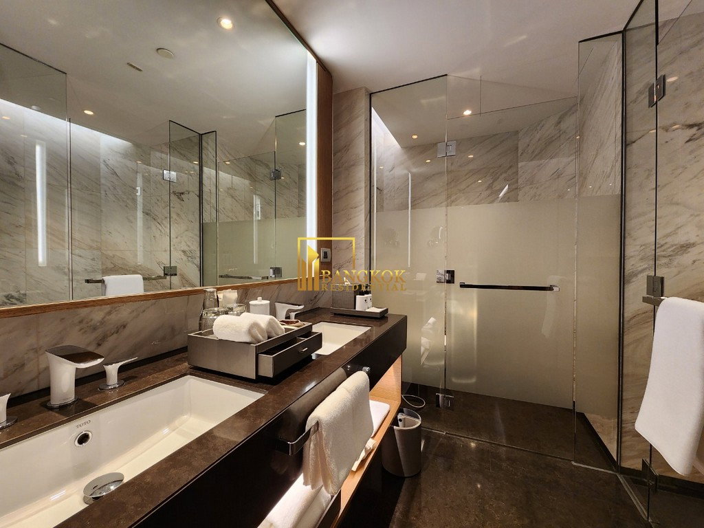 รูป Luxurious 2 Bedroom Serviced Apartment For Rent in Siam Area - BR30157SA - รูปที่ 8/24