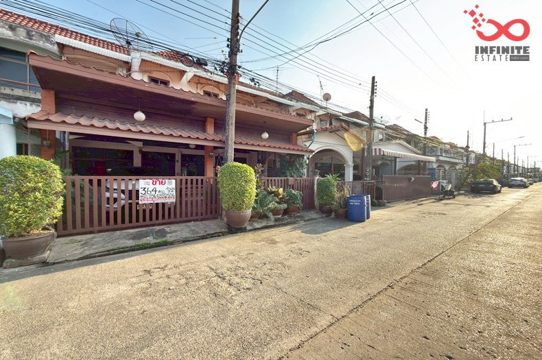 ขายทาวน์โฮม : ขายทาวน์เฮาส์ 2หลัง 36ตรว. หมู่บ้านประดู่แดง บงกช 48 คลองสอง คลองหลวง 