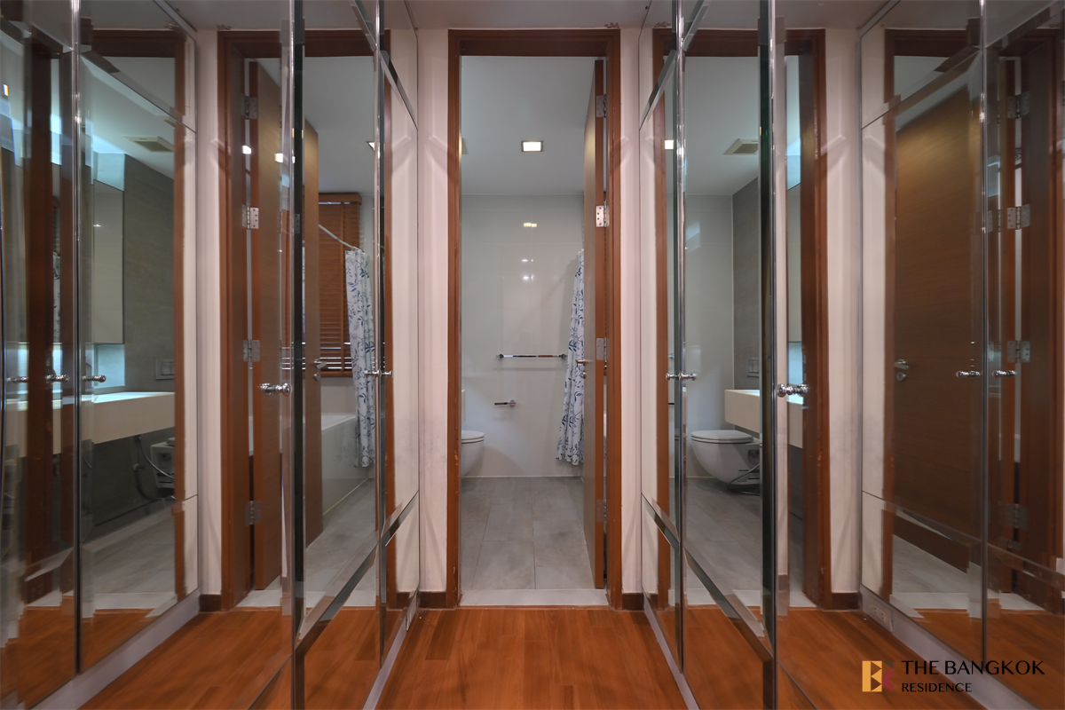 picture Popular units sell out fast Ashton Morph 38 near BTS Thong Lo - 2/10