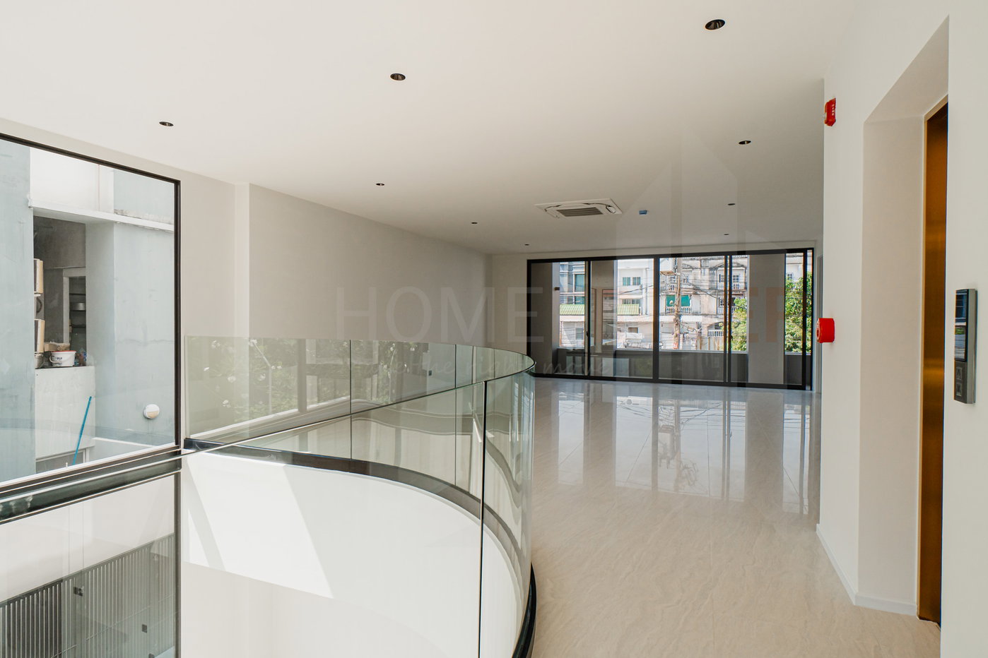 picture Posh Eastville 3 bedrooms, for sale - 64/87