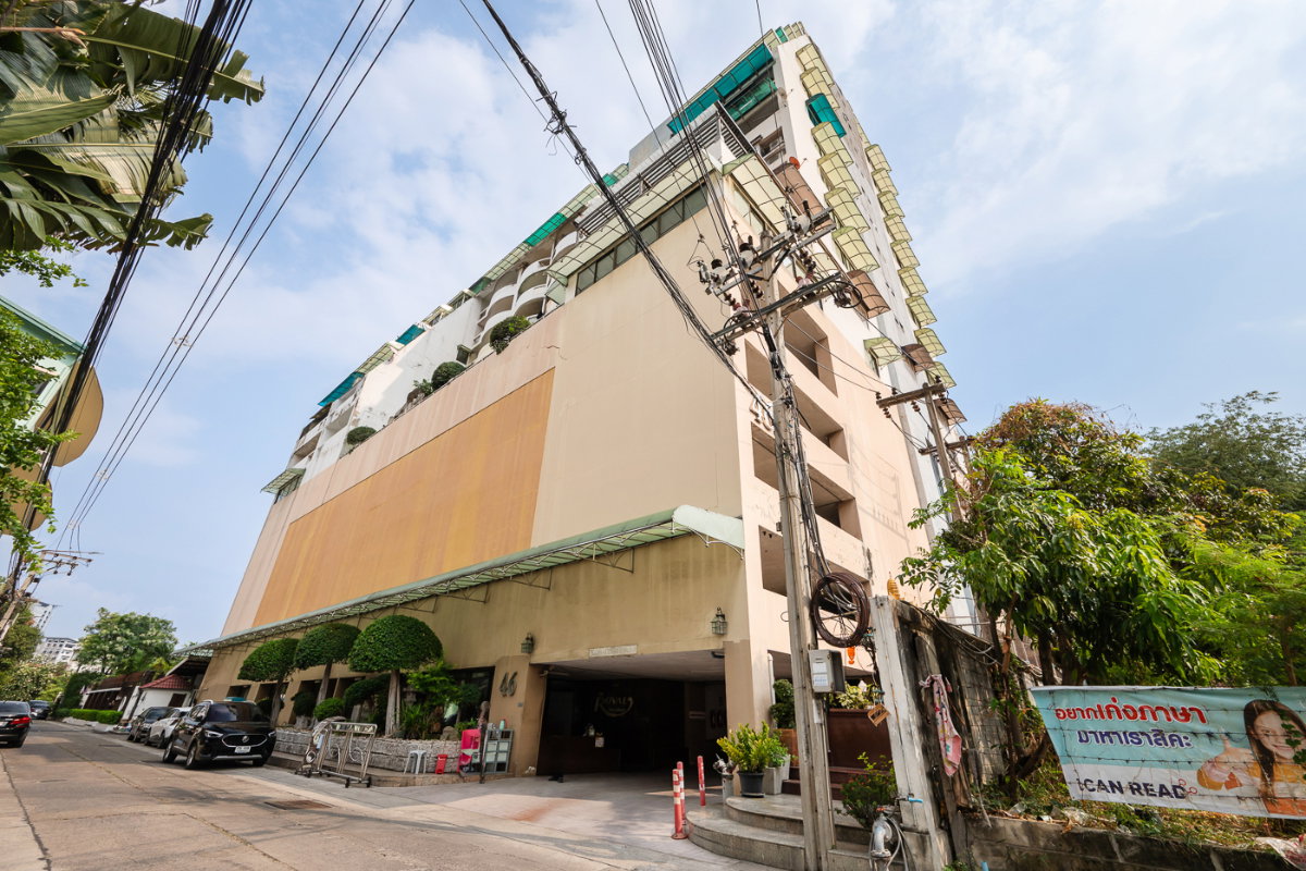 picture The Royal Vibhavadi | 📍 Near Vibhavadi Rangsit Road - 46/47