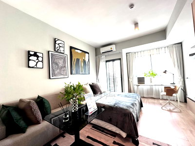 Condos for sale : IDEO Rama9-ASOKE Free furniture Free curtains, free curtains, electrical appliances