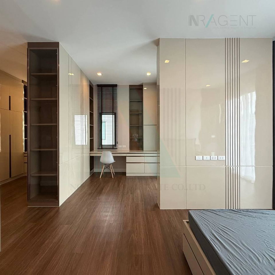 รูป ให้เช่าบ้านเดี่ยว 2 ชั้น บางกอก บูเลอวาร์ด บางนา - ศรีนครินทร์ 3 ห้องนอน 5 ห้องน้ำ - รูปที่ 7/8