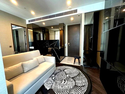 Condos for sale : Well-Priced 1-BR 43 Sqm The Esse Sukhumvit 36 Near BTS Thong Lor (ID 1365427)