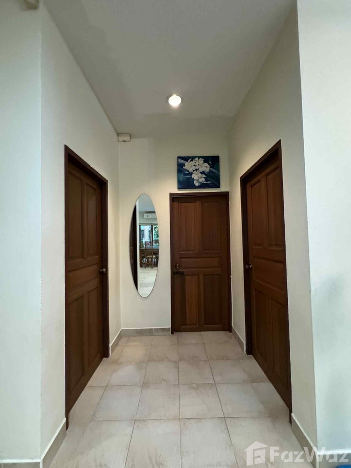picture SP Village 3 5593121 - 6/26