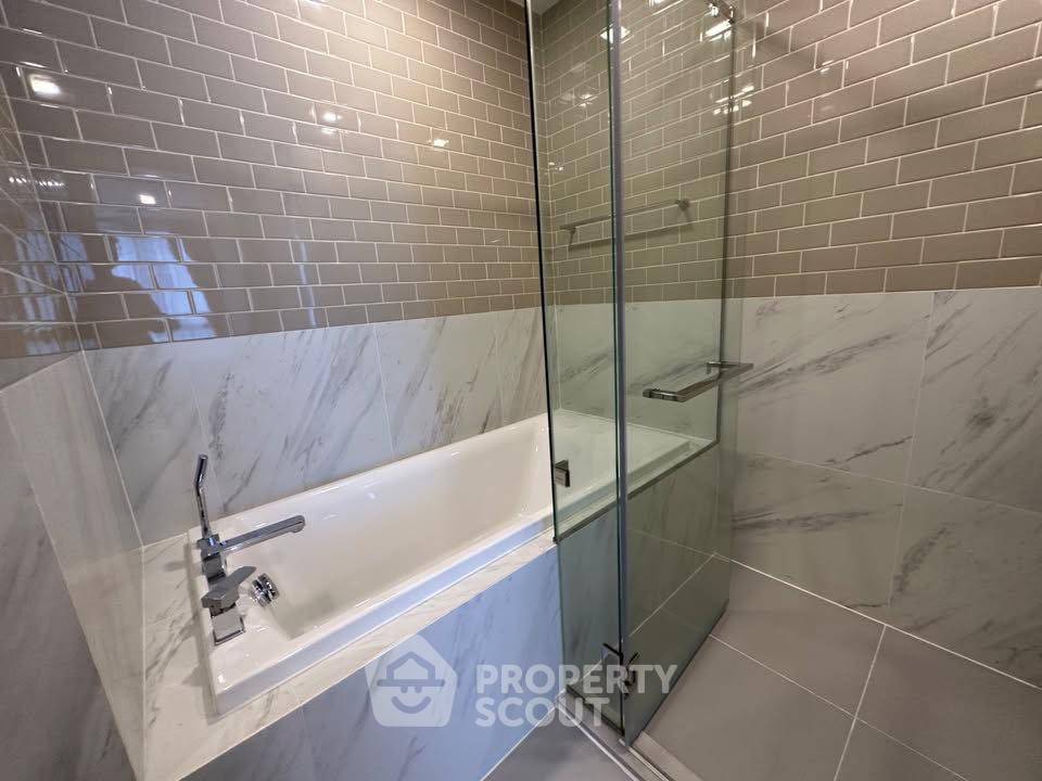 picture 3-BR Condo at XT Phayathai near BTS Phaya Thai (ID 2913279) - 11/11