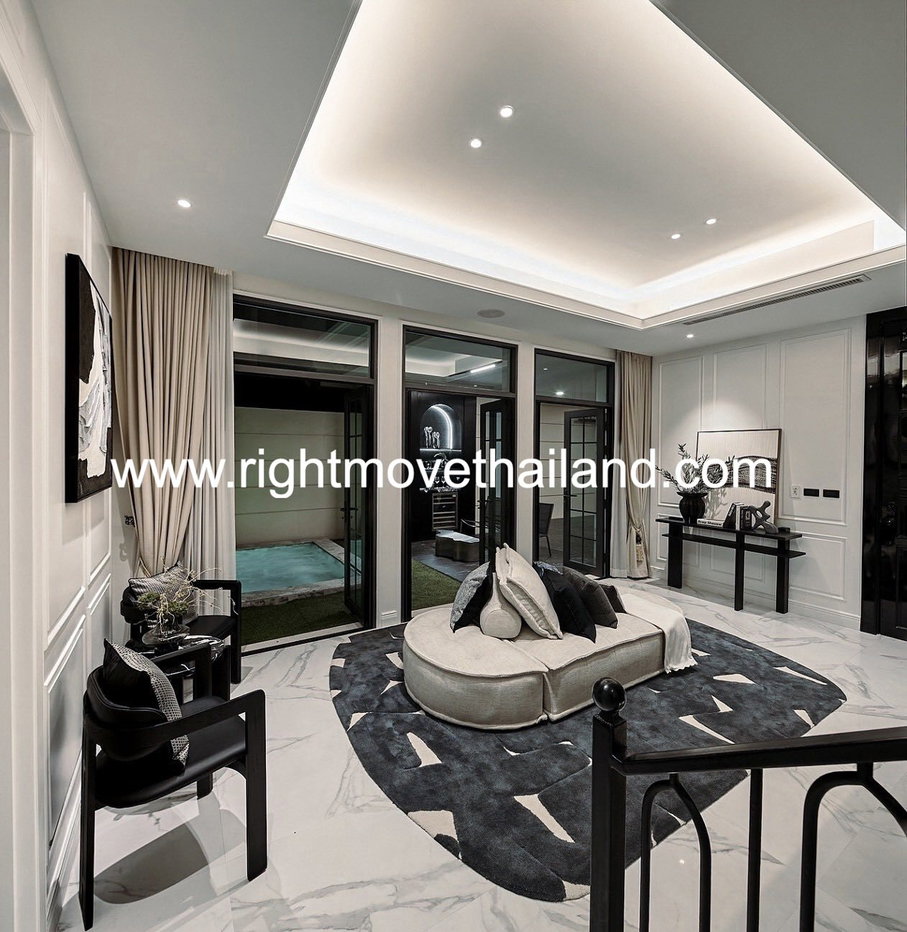 รูป HR681 Luxury Private Residence in the Heart of Ekkamai - รูปที่ 7/16