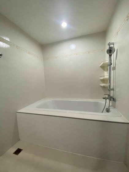 picture Sukhumvit Line | BTS Ekkamai | 4 Bed 3 Bath | 252 sqm. | Tai Ping Towers - 3/19