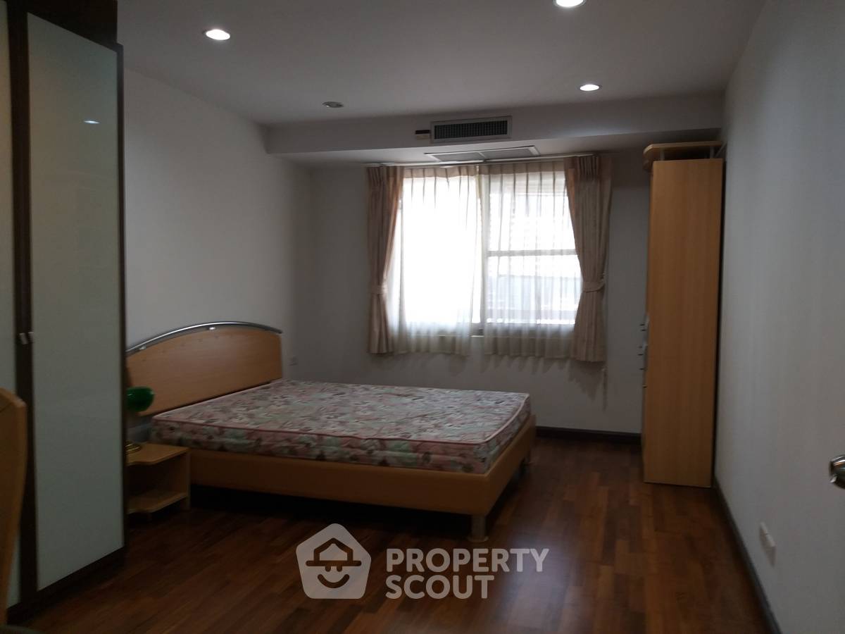 รูป คอนโด 3-ห้องนอน ที่ รอยัล คาสเซอร์ สุขุมวิท ใกล้ BTS พร้อมพงษ์ (ID 825397) - รูปที่ 2/6