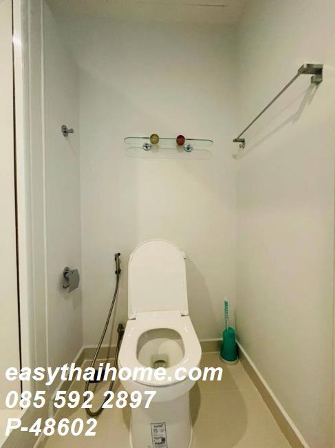 รูป P-48602 — คอนโดแบรนด์หรูชั้นสูงทำเลเด่น! The Room Sathorn-Taksin ใกล้ BTS โพธิ์นิมิตร ราคา 20,000 บาท โทร 085-592-2897 Line: @easythaihome - รูปที่ 21/23