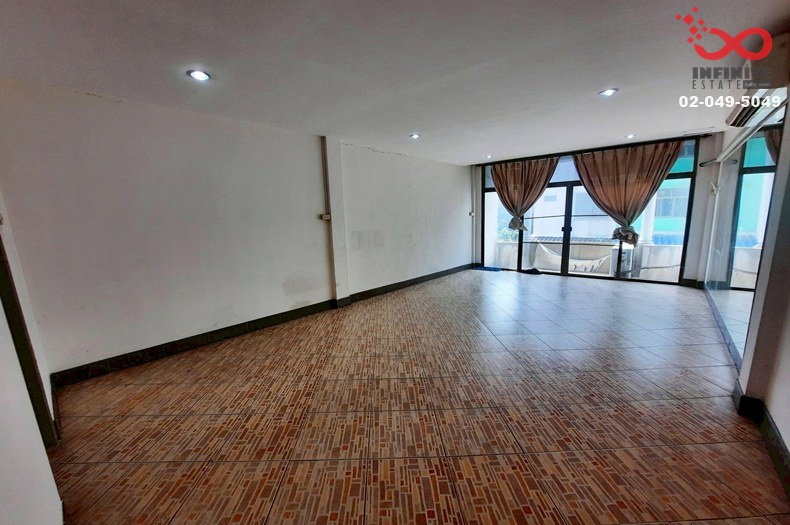 รูป ขายอาคารพาณิชย์ 3.5 ชั้น 18ตร.ว.ใกล้ถนนเพชรเกษม หนองแขม หน้าHomePro-Big C - รูปที่ 8/13
