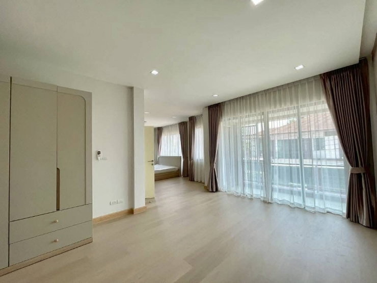 รูป ขายบ้านวัชรพล สายไหม “เศรษฐสิริ วัชรพล” 54.6 ตร.ว. หลังนี้สวยมาก พร้อมอยู่ทันที
ราคาเพียง 7,590,000 บาท - รูปที่ 20/27