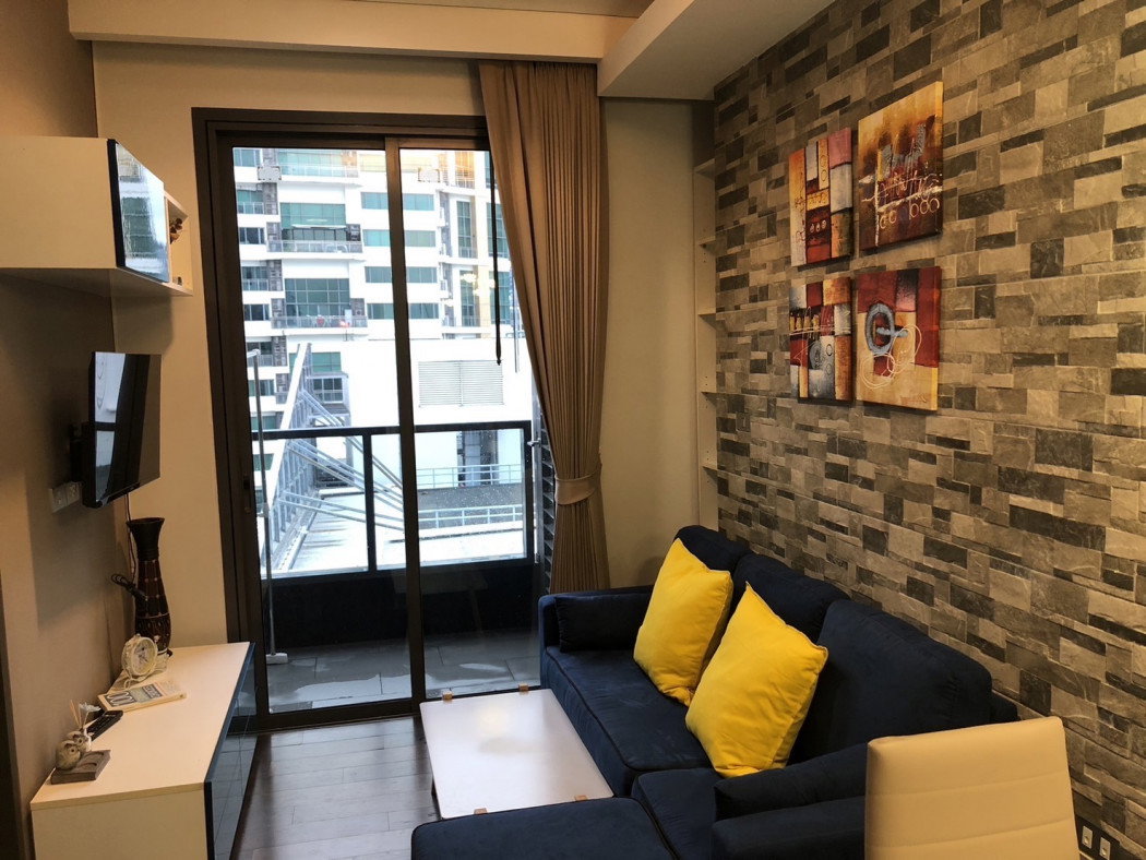 รูป ให้ เช่า คอนโด M1704 The Lumpini 24 30 ตรม Full Furnished - รูปที่ 1/10