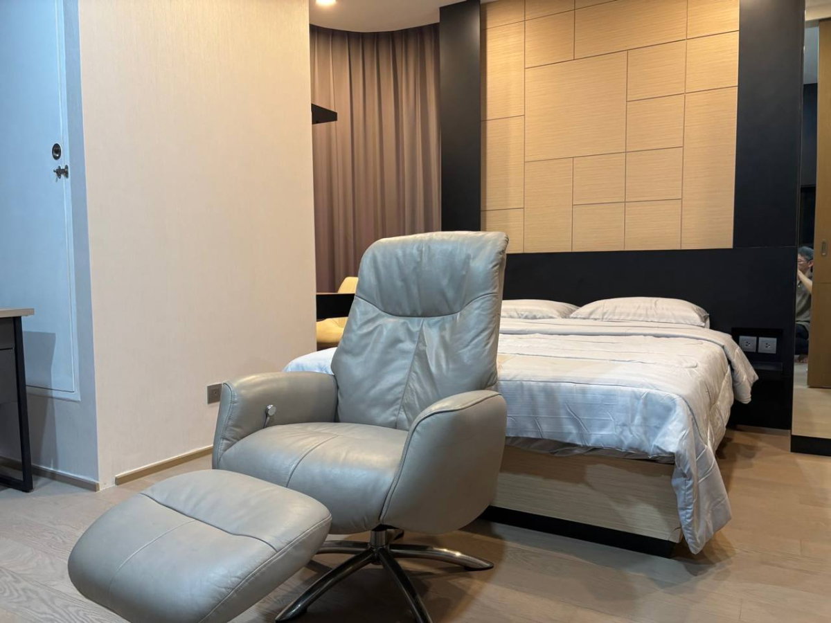 รูป Ashton Chula Silom【𝐒𝐄𝐋𝐋 & 𝐑𝐄𝐍𝐓】🔥ชีวิตในเมืองที่สมบูรณ์แบบ คอนโดหรูติดมหาวิทยาลัย และแหล่งธุรกิจ บิ้วอินจัดเต็ม🔥  ติดต่อไลน์ไอดี: @hacondo - รูปที่ 6/10