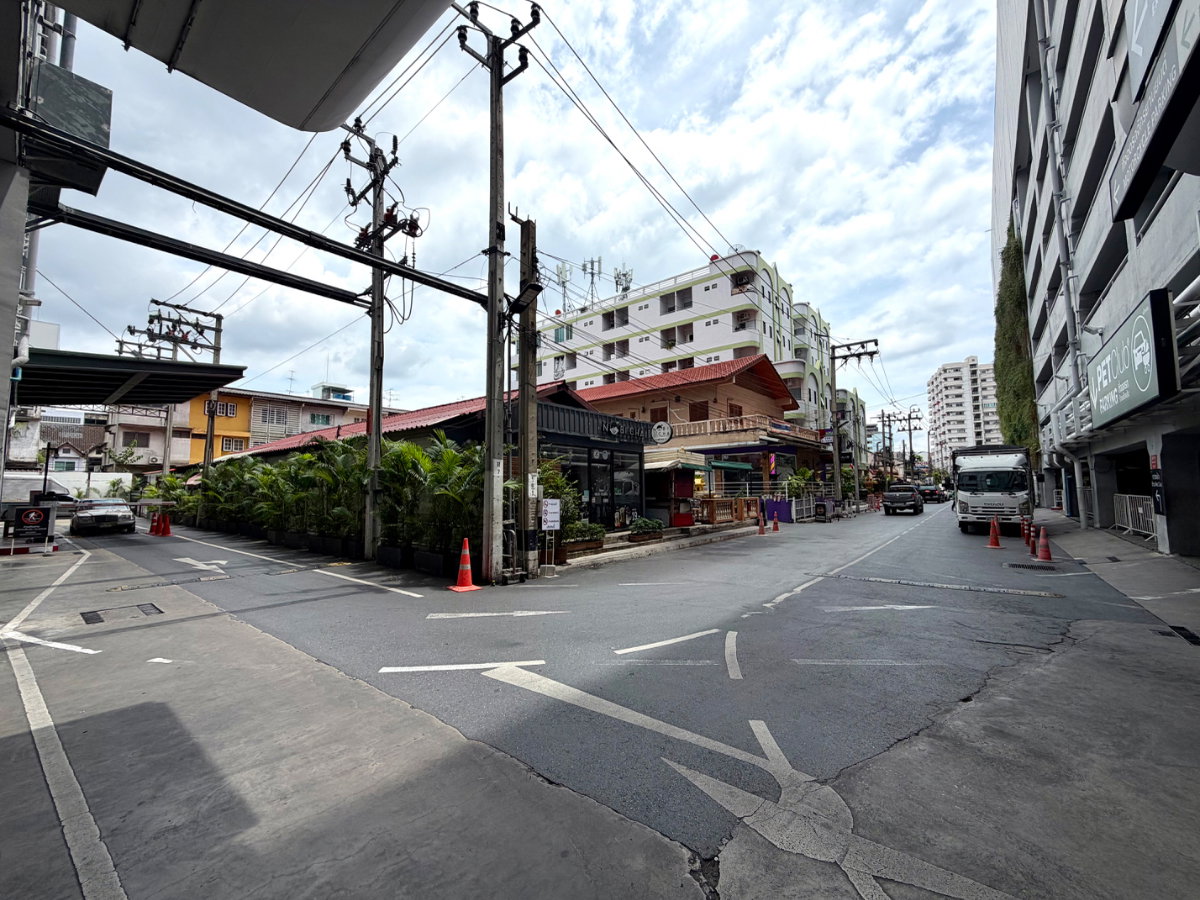 รูป ขายที่ดินทำเลทอง💰💰💰 📌ติดห้างสรรพสินค้า เดอะมอลล์งามวงศ์วาน🏦 - รูปที่ 6/19