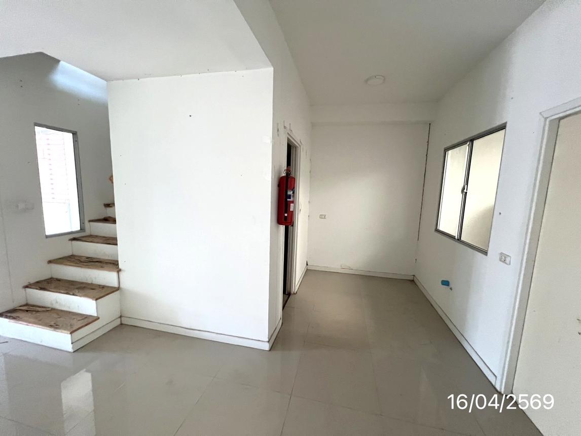 picture TOWN HOUSE 21.8 Sq.w. Si Racha Chonburi for 1.9M - 18/30