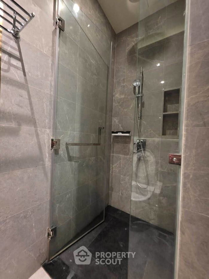 picture Studio Condo at 28 Chidlom near BTS Chit Lom (ID 2915635) - 5/5