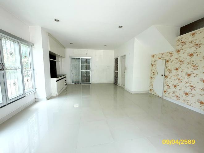 picture TOWN HOUSE 27.1 Sq.w. Saphan Sung Bangkok for 2.9M - 5/30
