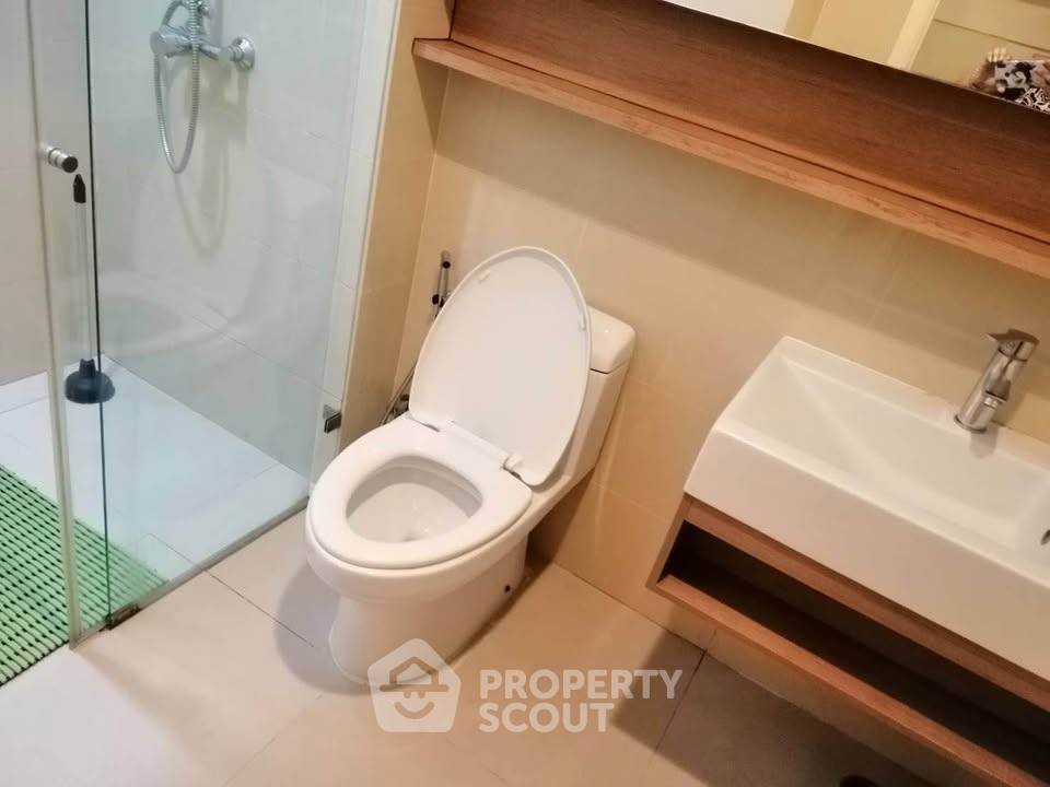 รูป คอนโด 1-ห้องนอน ที่ 15 สุขุมวิท เรสซิเด็นท์ ใกล้ BTS นานา (ID 2100643) - รูปที่ 11/12