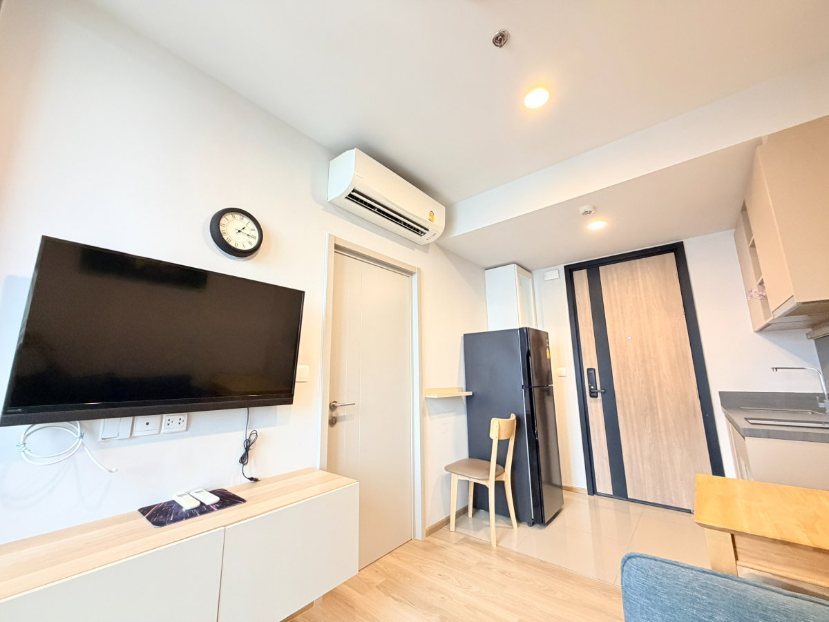 รูป 🔥ปล่อยเช่า คอนโดใจกลางกรุง ใกล้ bts ทองหล่อ | Oka Haus Sukhumvit 36 | 1 ห้องนอน เฟอร์นิเจอร์และเครื่องใช้ไฟฟ้าครบ - รูปที่ 3/10