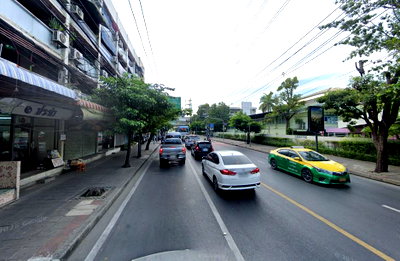 ที่ดิน ม.หอการค้าไทย : ขายที่ดินรัชาดภิเษก ซอย 3 ใกล้ MRT พระราม 9 และ เซ็นทรัล พระราม 9