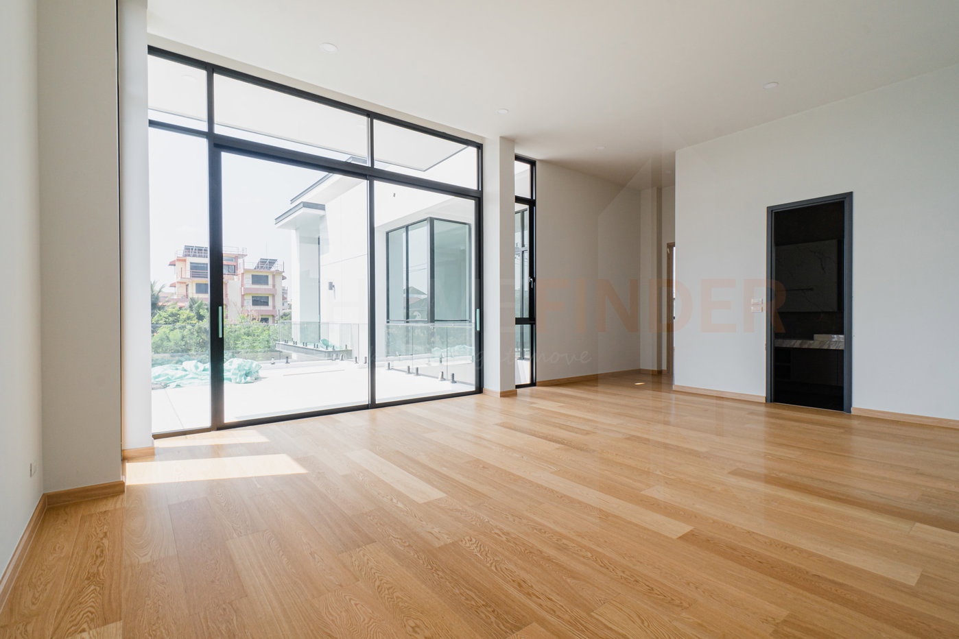 รูป The Master Ekamai-Ramintra 4 bedrooms, for sale - รูปที่ 13/36