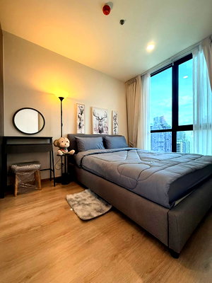 Condos for rent : Condo for rent next to MRT Rama 9 | NUE District R9 | 1 new bedroom, fully furnished. Near Central Rama 9, next to the Unilever building 