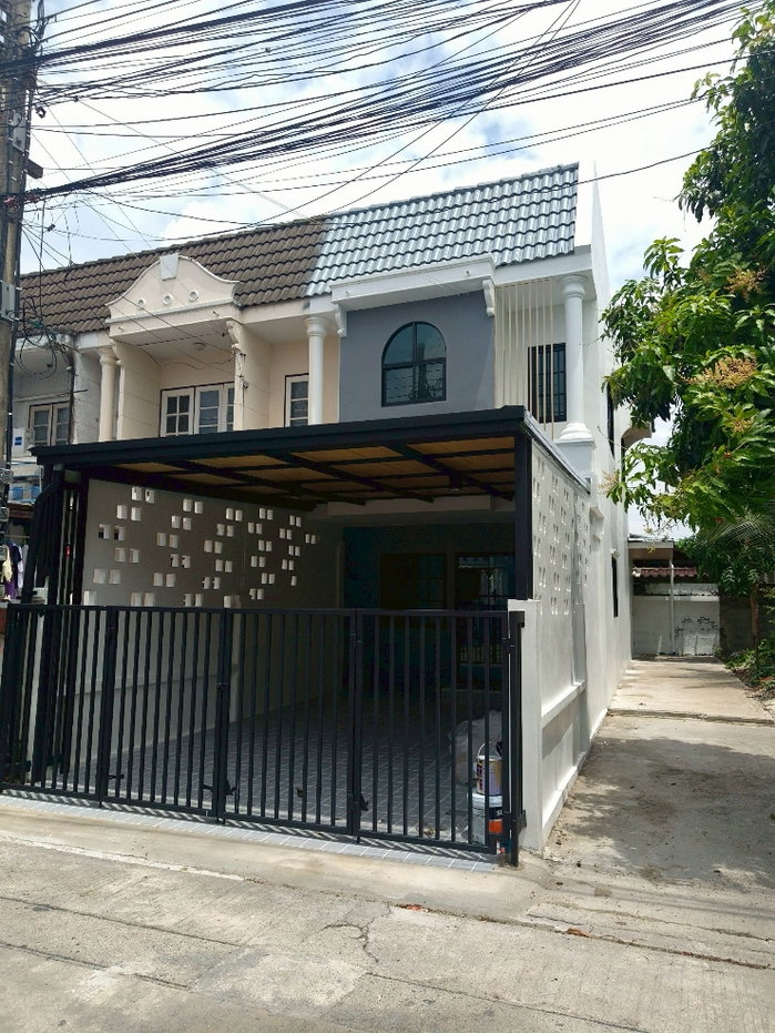 รูป หมู่บ้านอัญชลีถนนหทัยราษฎร์ 21 เขตมีนบุรีใกล้บิ๊กซี มีนบุรี นัดชมบ้าน 085-318-6868 - รูปที่ 1/22