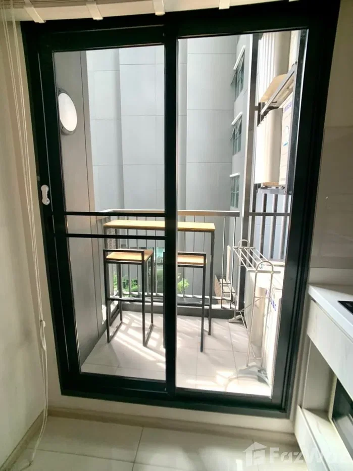 picture 2 Bedroom Condo for sale at Life Sukhumvit 48  1063018 - 8/9