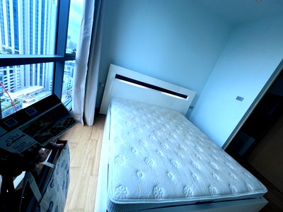 Condos for rent : P-50882 For Rent Premium Living in the Heart of Asoke-Nana Hyde Sukhumvit Near BTS Nana Terminal 21 Tel 085-592-2897 Line @easythaihome