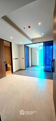 ขายคอนโด : คอนโด 1 ห้องนอน ใน ROMM CONVENT ชั้น 11 ใกล้ BTS ศาลาแดง 400 ม. (ID 2921270)