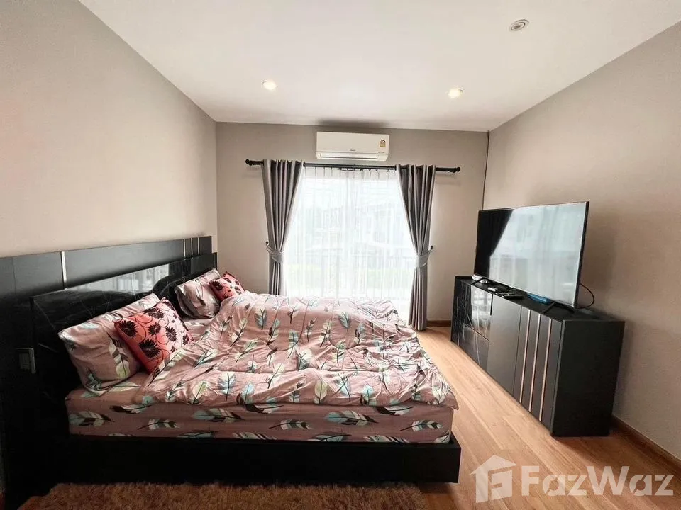 picture 4 Bedrooms, 2 Bathrooms with Office Space 1830966 - 13/25