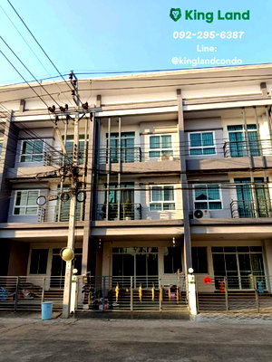 ทาวน์โฮมให้เช่า : #ให้เช่าทาว์นโฮม 3 ชั้น หมู่บ้านรื่นฤดี7 รามอินทรา - หทัยราษฎร์  ตกแต่งสุดหรูมากๆ มี 3ห้องนอน 3 ห้องน้ำ  #เฟอร์นิเจอร์ครบจัดเต็มสุดๆ จอดรถได้ 2คัน