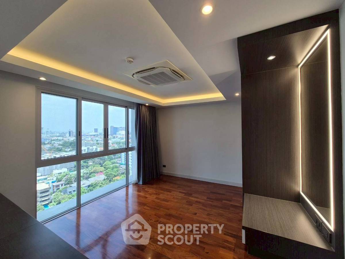 picture 4-BR Condo at La Cascade Condominium near BTS Ekkamai (ID 2920116) - 11/26