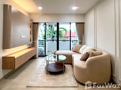 Condos for sale : Beautifully Renovated 2 Bedroom Condo | Eastwood Park On Nut 6296989