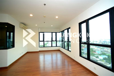 ขายคอนโด : 🛏️ ขายคอนโด 2 ห้องนอนใหญ่ - The Crest Phahonyothin 11 ใกล้ BTS สะพานควาย