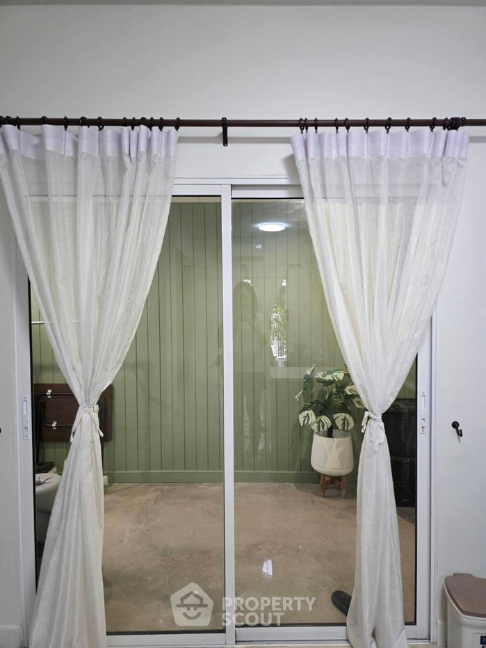 รูป ทาวน์เฮ้าส์ 3-ห้องนอน ที่ เดอะ คัลเลอร์ส บางนา-วงแหวน ใน บางพลีใหญ่ (ID 2889541) - รูปที่ 8/17