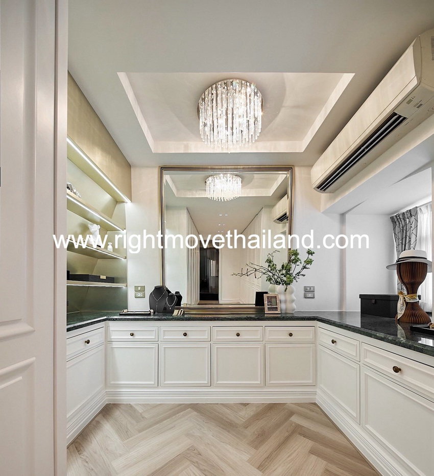 รูป HR681 Luxury Private Residence in the Heart of Ekkamai - รูปที่ 4/16