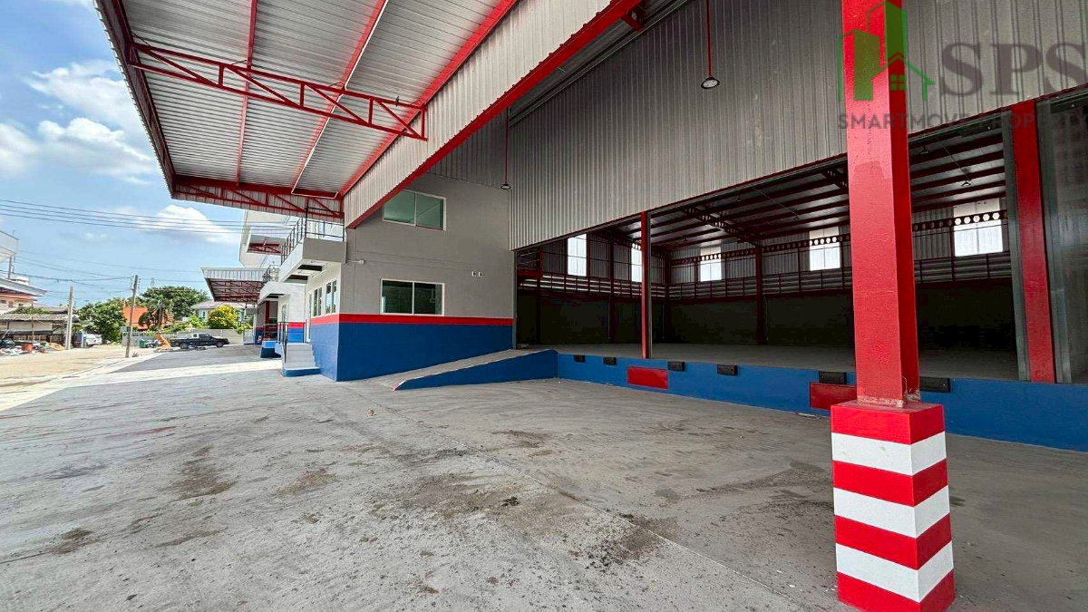 รูป โกดัง ให้เช่า ทำเลทองติดถนนใหญ่ ศรีนครินทร์ หนามแดง (SPSJP357) - รูปที่ 2/7