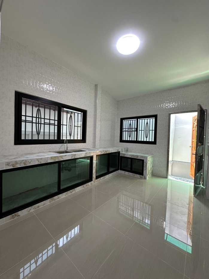 รูป 🏡 ให้เช่าบ้านเดี่ยว /โฮมออฟฟิศชั้นเดียว — ลาดพร้าววังหิน 37 แหล่งของกินเพียบ เข้า-ออกได้หลายเส้นทาง - รูปที่ 4/17