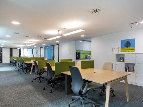 เซอร์วิสออฟฟิศให้เช่าที่ BTC Space อ.ฉลอง ภูเก็ต เป็นสำนักงานสมัยใหม่ พร้อมCoworking ใกล้ศูนย์กลางธุรกิจสำคัญต่างๆ ตั้งอยู่ใกล้ Chalong Pier 