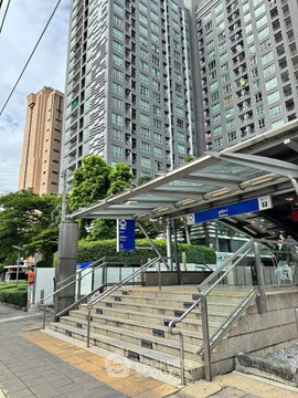 คอนโด 1-ห้องนอน ที่ ไลฟ์ แอท รัชดา - สุทธิสาร ใกล้ MRT สุทธิสาร (ID 2919106)