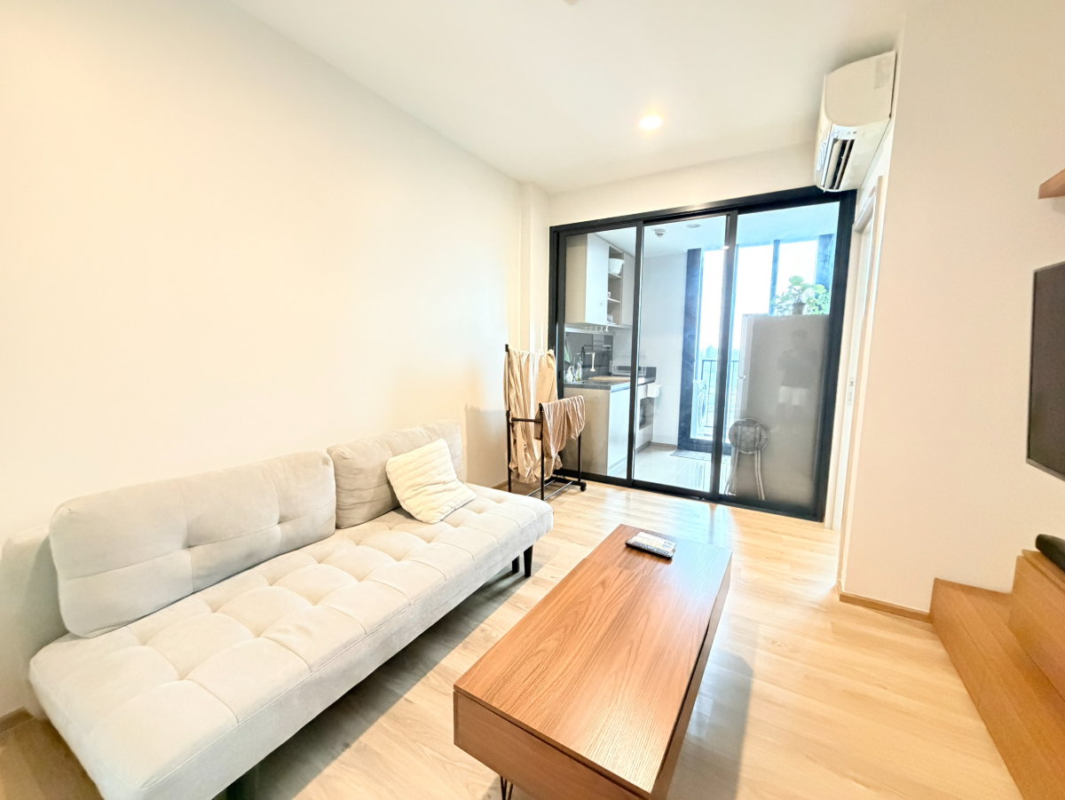 รูป ปล่อยเช่า คอนโดใจกลางกรุง : Oka Haus Sukhumvit 36 : ใกล้ BTS ทองหล่อ ขนาด 35 ตร.ม. 1 ห้องนอน พร้อมเฟอร์นิเจอร์ เข้าอยู่ได้เลย - รูปที่ 3/11